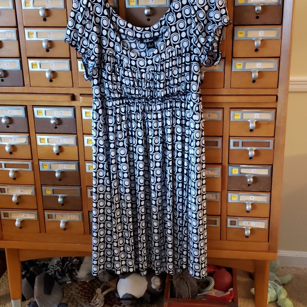 Very flattering empire waist dress